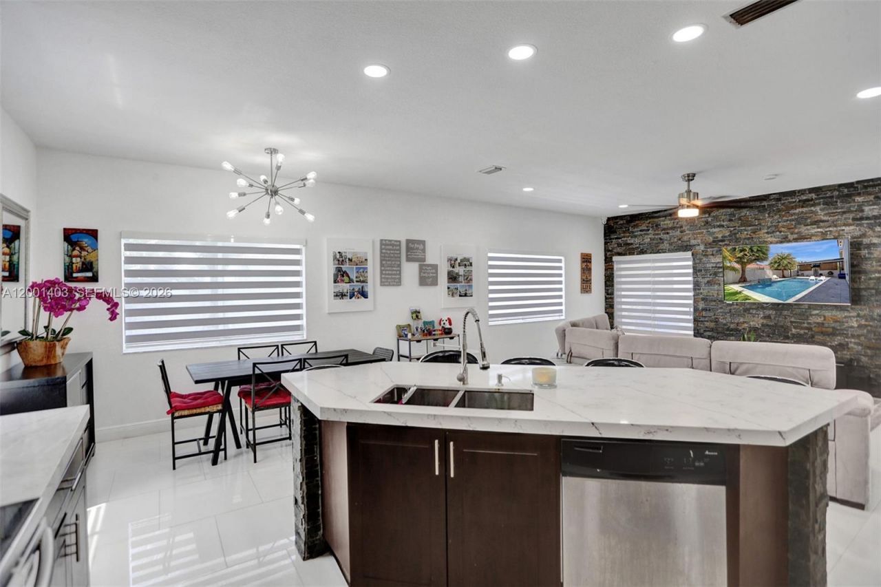 10231 SW 227th Ln, Cutler Bay, FL 33190 Photo