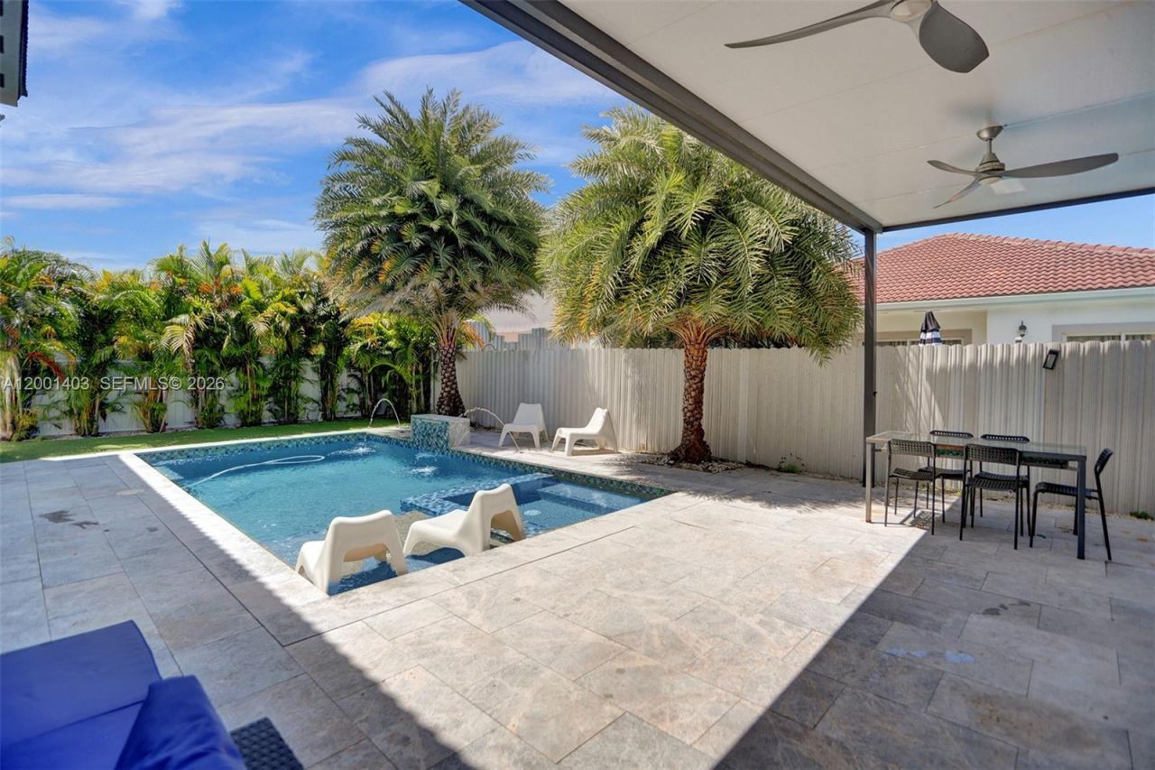 10231 SW 227th Ln, Cutler Bay, FL 33190 Photo