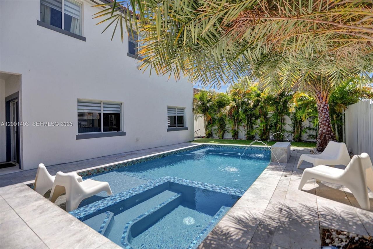 10231 SW 227th Ln, Cutler Bay, FL 33190 Photo