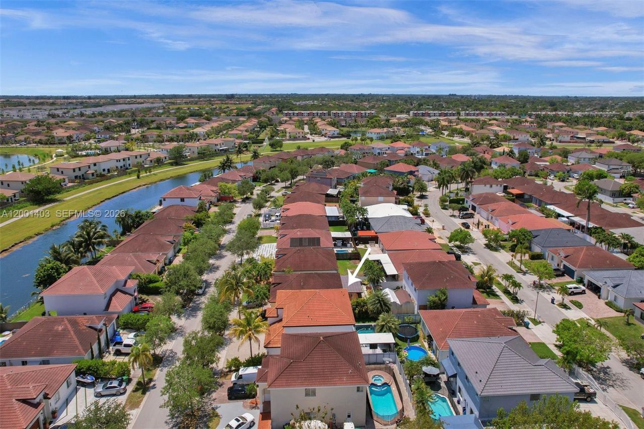 10231 SW 227th Ln, Cutler Bay, FL 33190 Photo