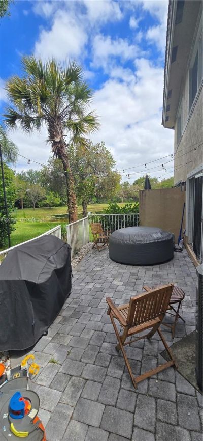 17029 NW 23rd St, Pembroke Pines, FL 33028 Photo