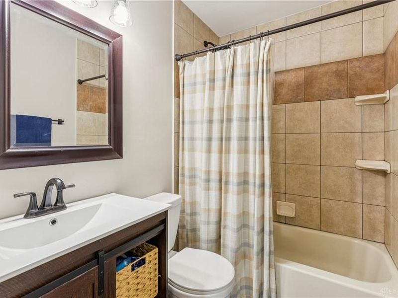 4934 Castleton Drive, Fairfield, OH 45014 Photo 24