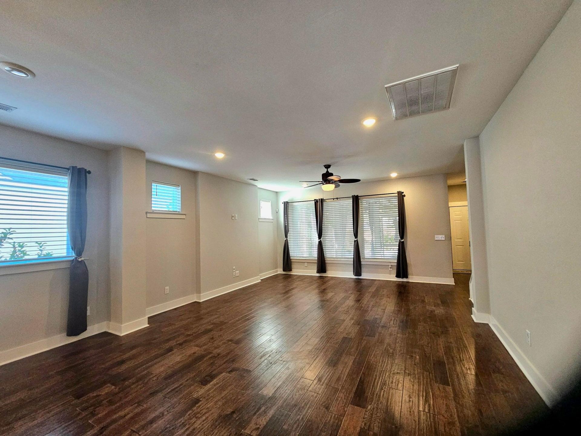 503 Scholar Way Photo 7