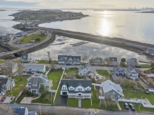 15 Glover Ave, Hull, MA 02045