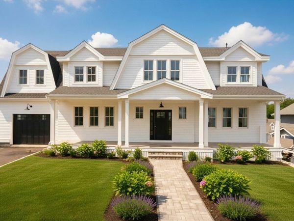 15 Glover Ave, Hull, MA 02045