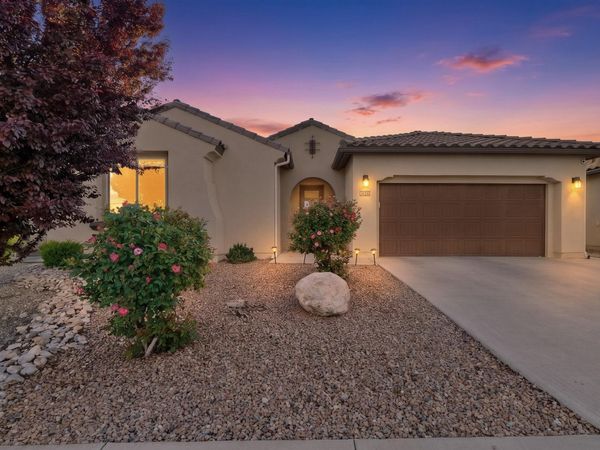 6815 Ojito Mesa Street NW, Albuquerque, NM 87120