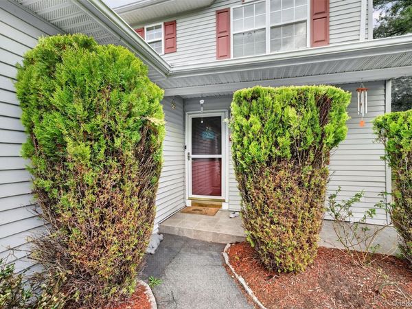 28 Lois Lane, Monroe, NY 10950