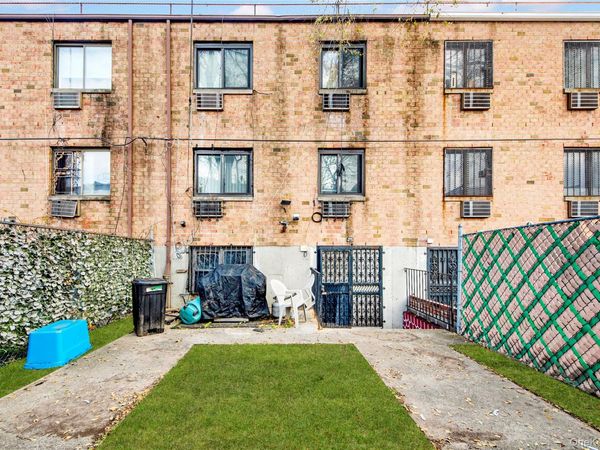 721 Thieriot Avenue , Bronx, NY 10473