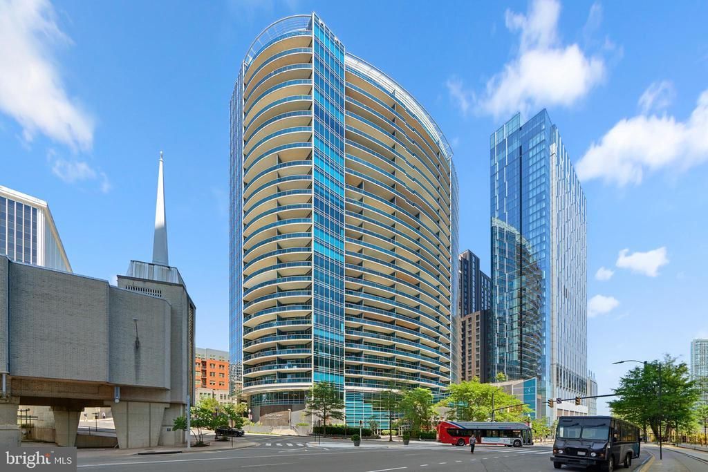 1881 N NASH STREET, ARLINGTON, VA 22209