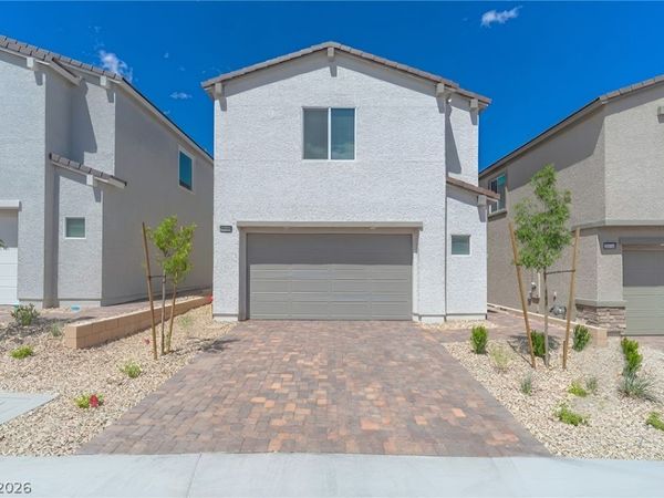 9940 Kimura Hills Avenue, Las Vegas, NV 89129