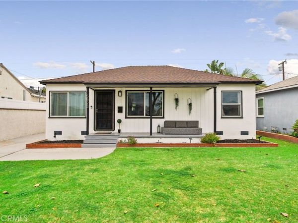 5523 Lakewood Boulevard, Lakewood, CA 90712