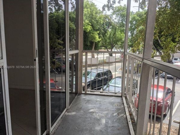 7125 NW 186th St , Unit B209, Hialeah, FL 33015