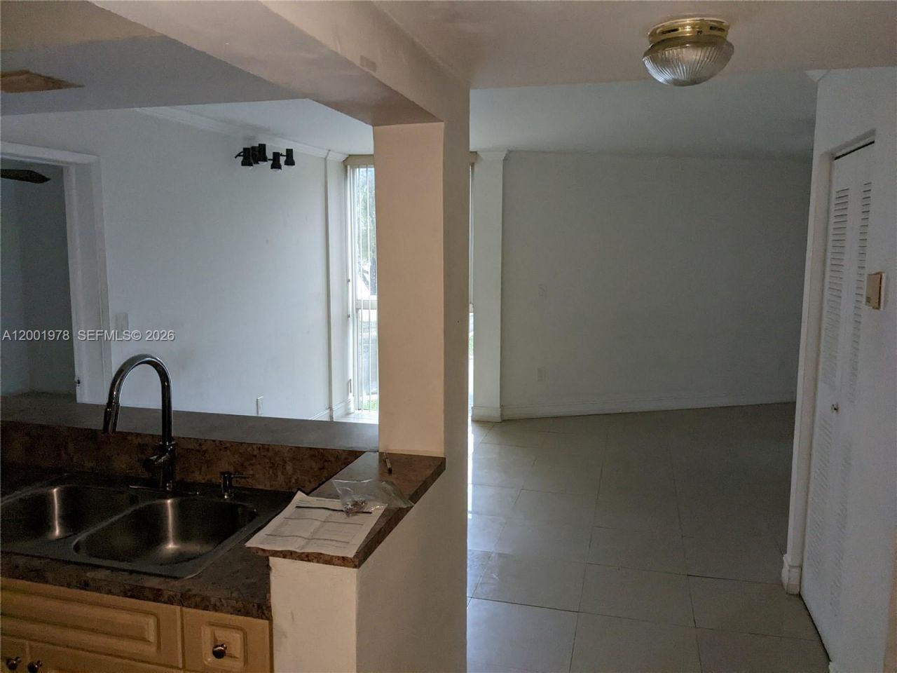 7125 NW 186th St, Unit B209, Hialeah, FL 33015 Photo