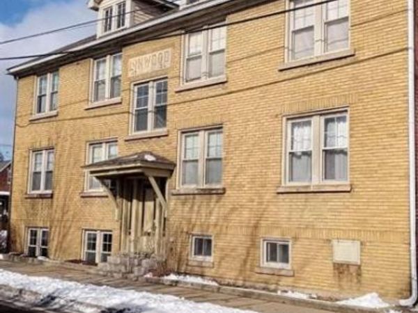 4700 CURTIS Street, Dearborn, MI 48126