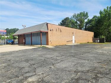 952 Bragg Boulevard, Fayetteville, NC 28301