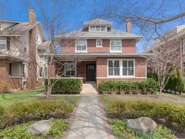 723 Lincoln Street, Evanston, IL 60201