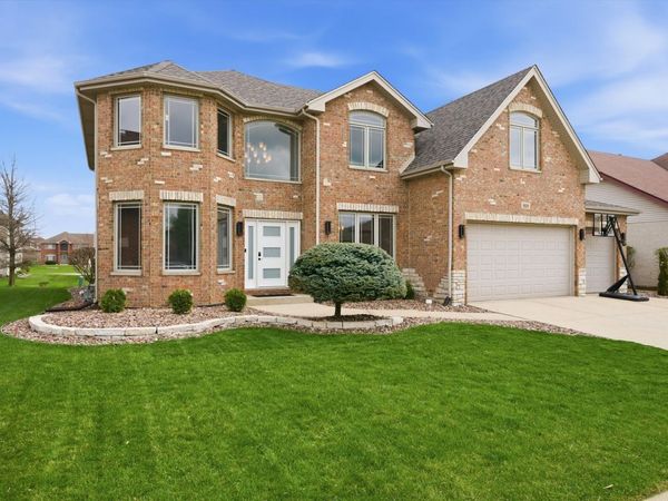 909 Berkshire Drive , Matteson, IL 60443