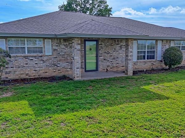 4316 Leona Road, Bowie, TX 76230