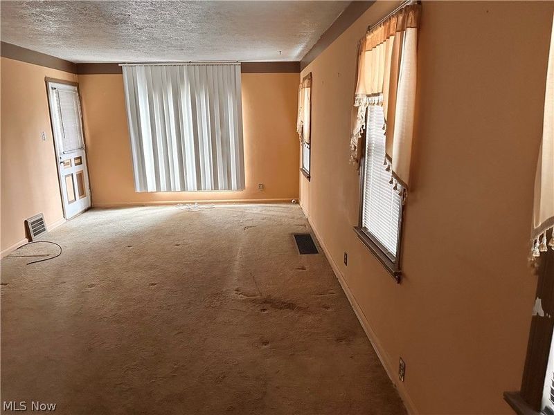 13413 Highlandview Avenue, Cleveland, OH 44135 Photo 5