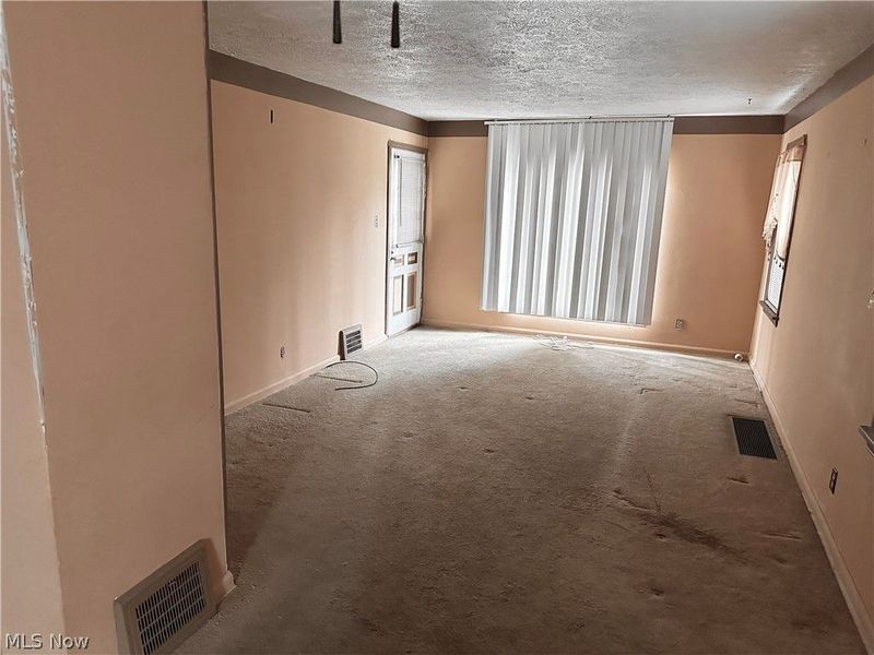 13413 Highlandview Avenue, Cleveland, OH 44135 Photo 6