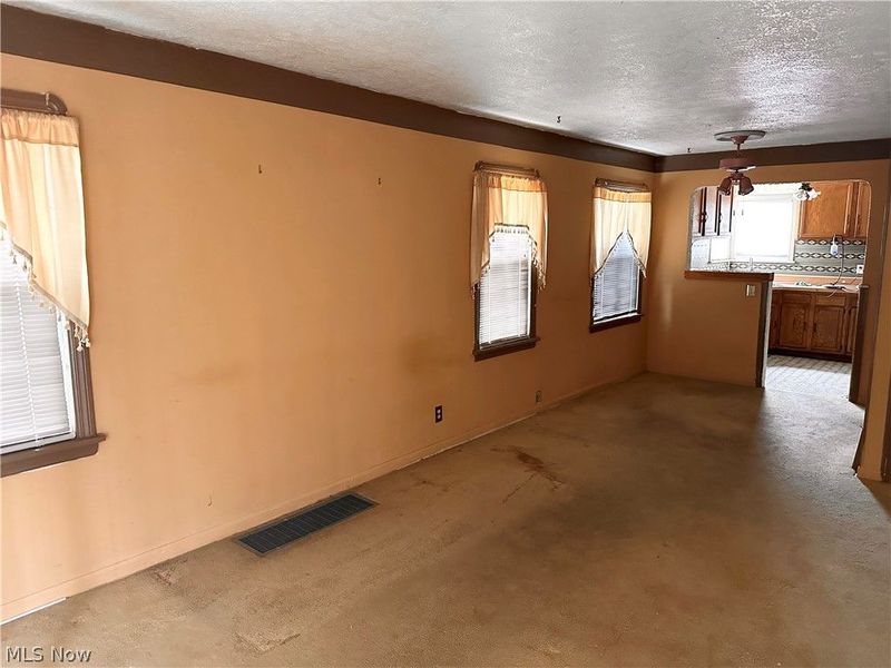 13413 Highlandview Avenue, Cleveland, OH 44135 Photo 7