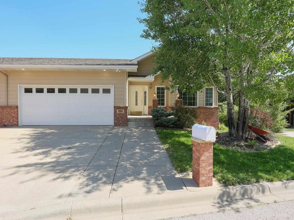 944 STAHL CT, Rapid City, SD 57701