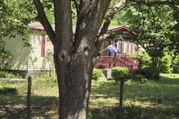 122 N Main Street photo 4