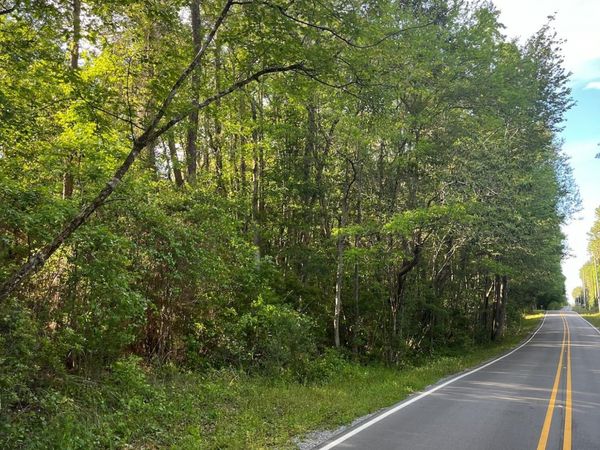 State Line Road, Moss Point, MS 39562