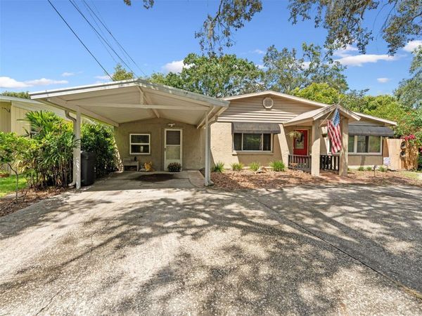 12510 NOREAST LAKE DRIVE , TAMPA, FL 33612