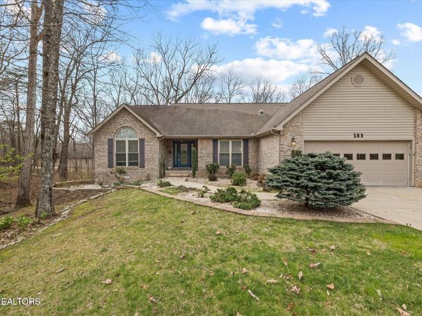 183 Trentwood Drive, Crossville, TN 38558