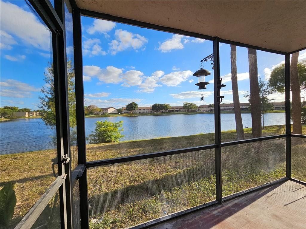 9862 Nob Hill Court, Sunrise, FL 33351 Photo