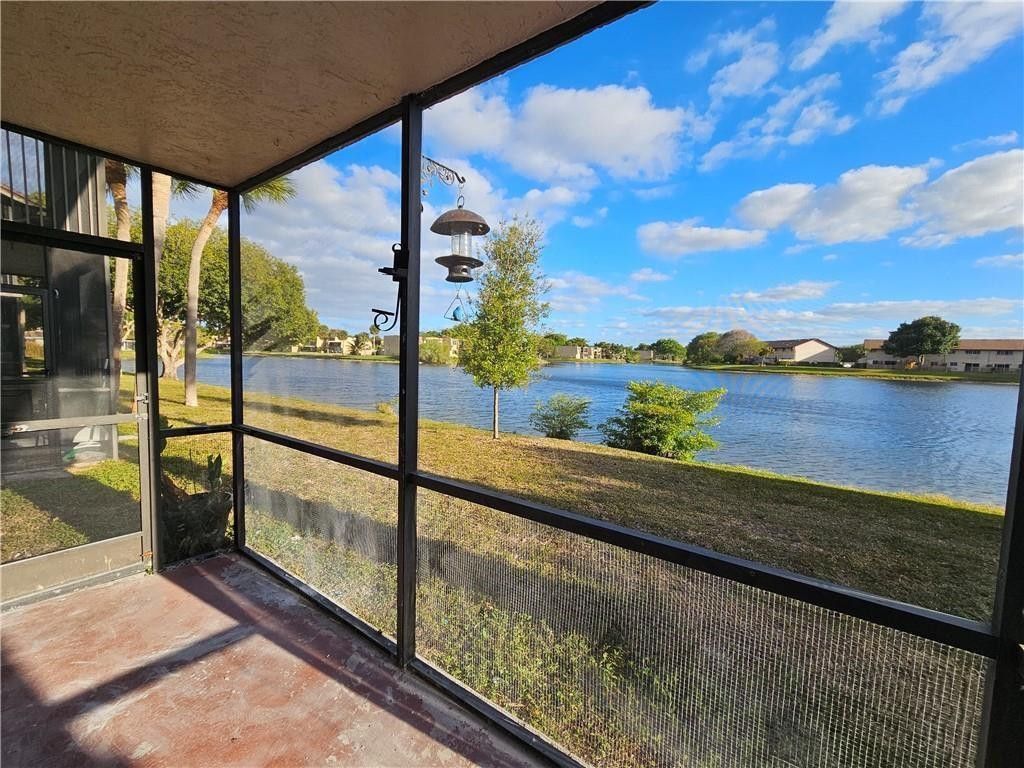 9862 Nob Hill Court, Sunrise, FL 33351 Photo