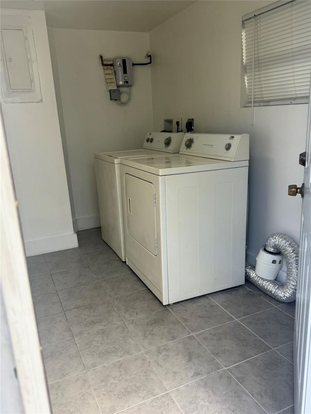 3120 SW 12th Place, Fort Lauderdale, FL 33312 Photo