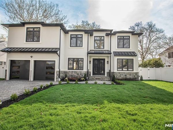 722 Erie Road, PARAMUS, NJ 07652