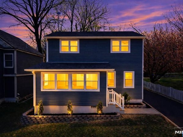 59 Erie Avenue, MIDLAND PARK, NJ 07432