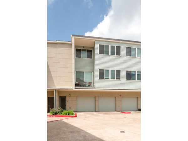 604 N Bluff DR, Unit 205, Austin, TX 78745