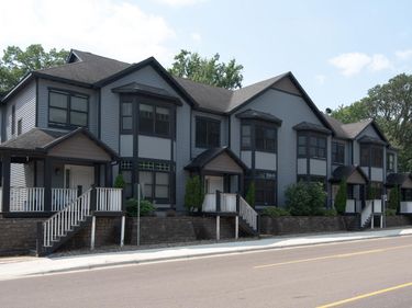 3919 36th Avenue N, Robbinsdale, MN 55422