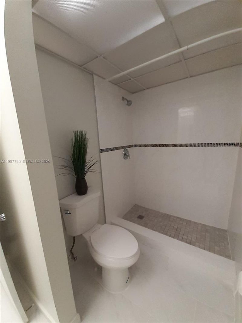 8415 SW 107th Ave, Unit 238W, Miami, FL 33173 Photo