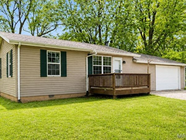 703 E State Street, O'Fallon, IL 62269
