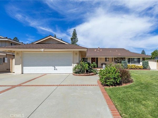 10983 Topeka Drive, Northridge, CA 91326