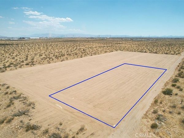 21 Palm Street, Adelanto, CA 92301
