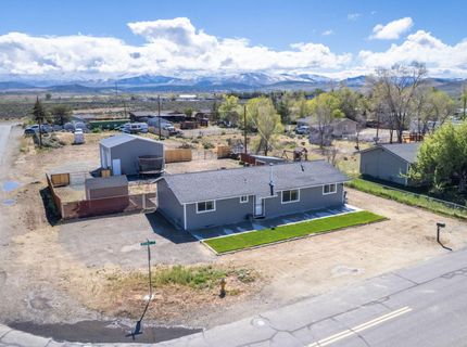 879 Whitney Way, Gardnerville, NV 89460 Photo