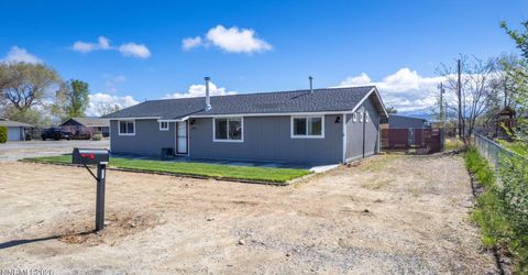 879 Whitney Way, Gardnerville, NV 89460 Photo