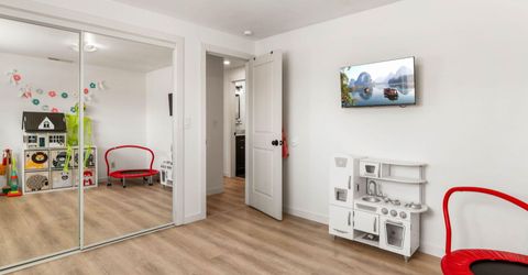 879 Whitney Way, Gardnerville, NV 89460 Photo