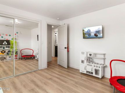 879 Whitney Way, Gardnerville, NV 89460 Photo