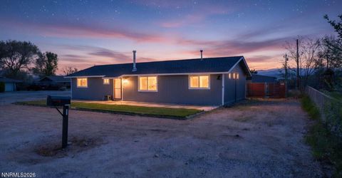 879 Whitney Way, Gardnerville, NV 89460 Photo