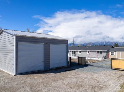 879 Whitney Way, Gardnerville, NV 89460 Photo