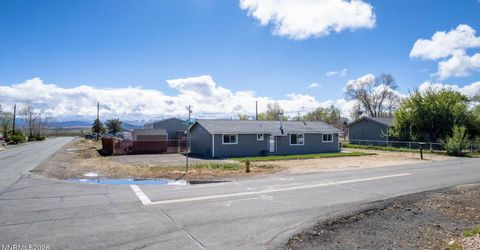 879 Whitney Way, Gardnerville, NV 89460 Photo