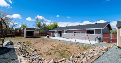 879 Whitney Way, Gardnerville, NV 89460 Photo