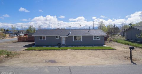 879 Whitney Way, Gardnerville, NV 89460 Photo